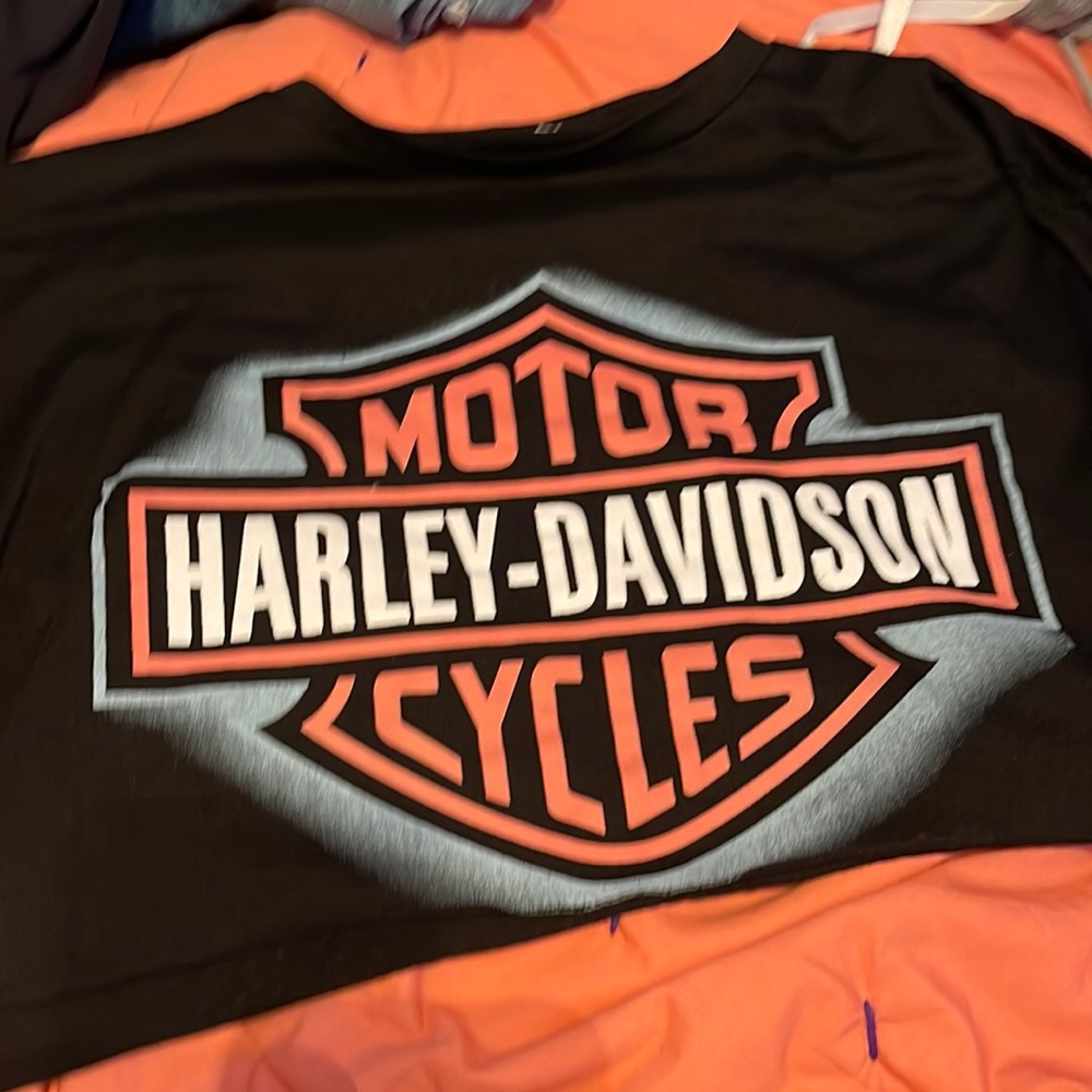 Graphic T